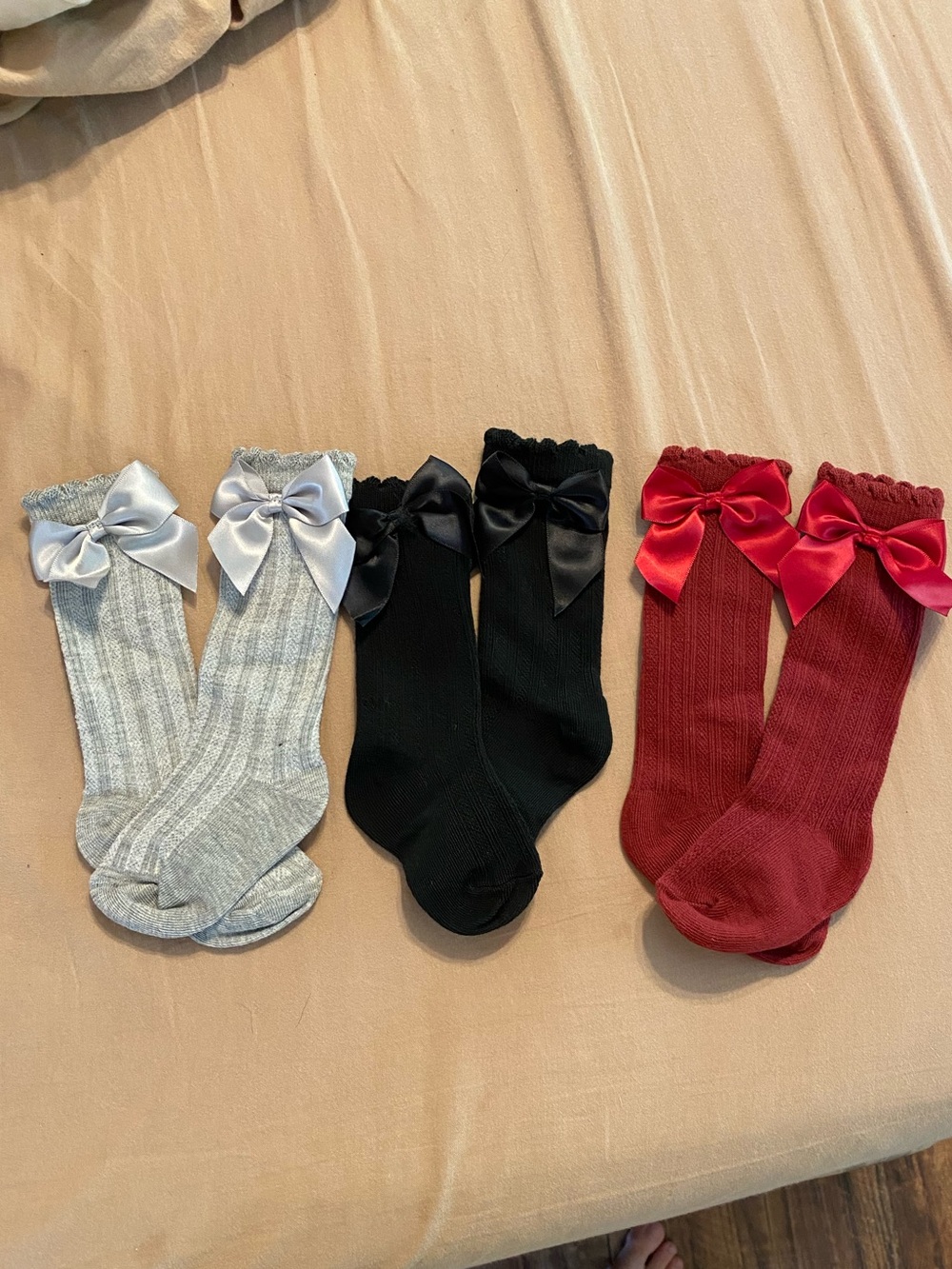 Girls Knee-High Bow Socks - Gray, Black & Red ruffle top